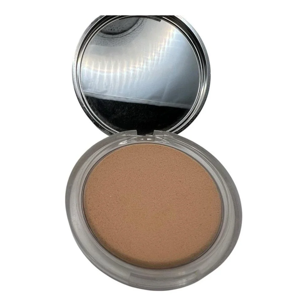 Clinique - Stay-Matte Powder (03 Stay Beige, 0.27 oz) - Oil-Free Makeup